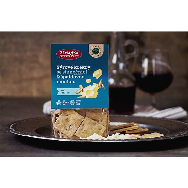 Organic Spelt crackers with cheese